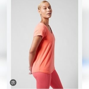 Athleta Stratus 11 T-Shirt Size Small Orange Performance